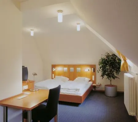 Zum Schwanen Mit Restaurant Mona Liza