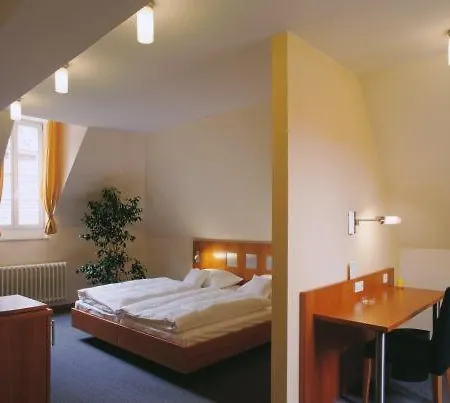 فندق Zum Schwanen Mit Restaurant Mona Liza