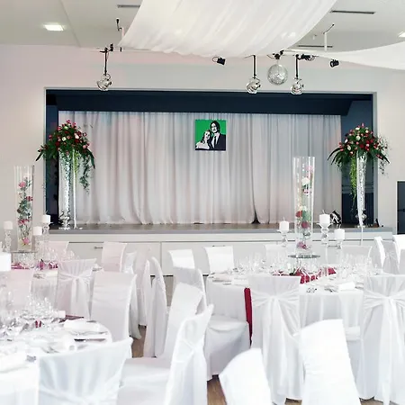 Zum Schwanen Mit Restaurant Mona Liza فندق Osthofen