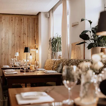 فندق Zum Schwanen Mit Restaurant Mona Liza Osthofen