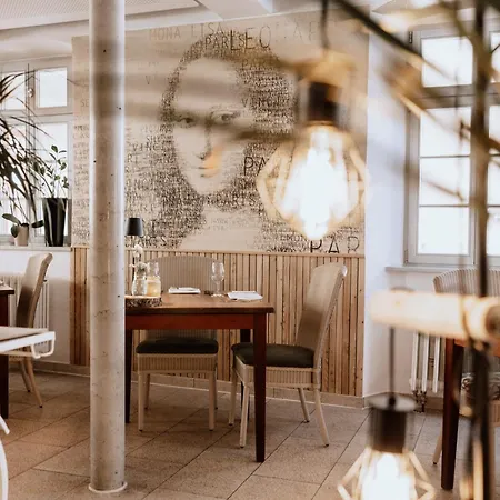 Zum Schwanen Mit Restaurant Mona Liza 3* Osthofen