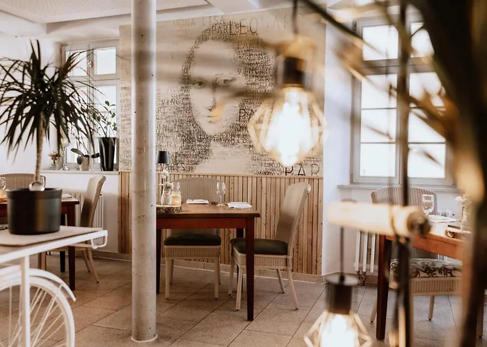 Zum Schwanen Mit Restaurant Mona Liza 3* Osthofen