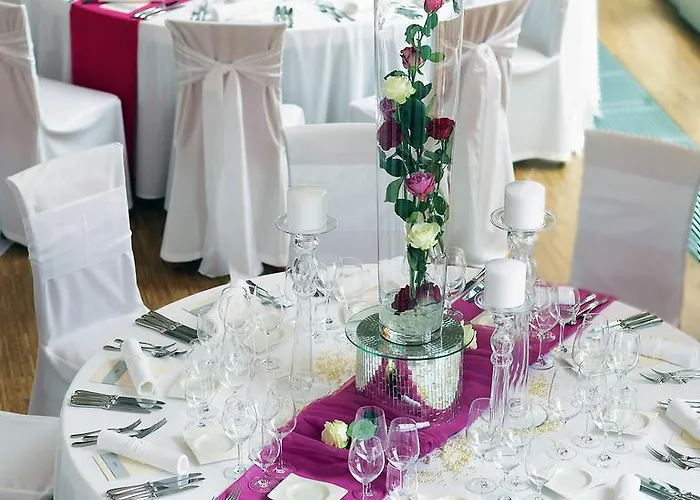 Hotell Zum Schwanen Mit Restaurant Mona Liza Osthofen