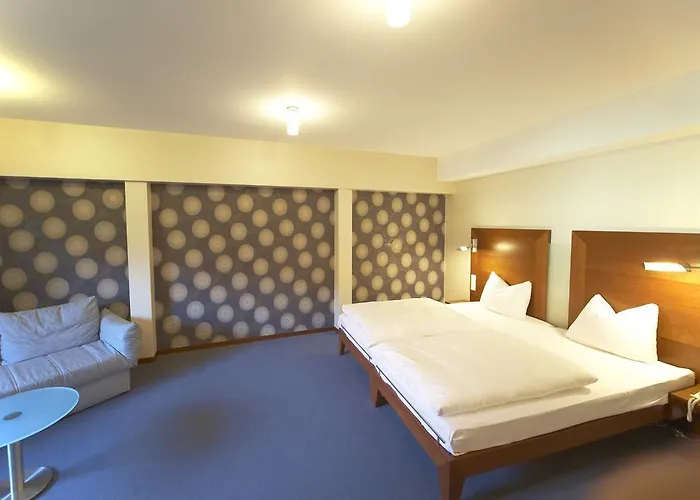 Zum Schwanen Mit Restaurant Mona Liza 3* Osthofen